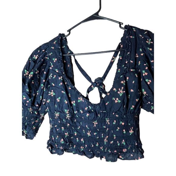 Urban Outfitters Flower Print Peasant Style Crop Top‎ Size Small - Picture 2 of 8